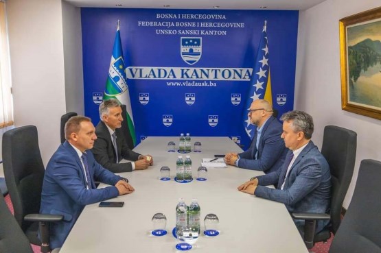 Predsjedavajući Doma naroda PSBiH Kemal Ademović održao sastanke sa premijerom Vlade i predsjednikom Skupštine Unsko – sanskog kantona i  gradonačelnikom Grada Bihaća